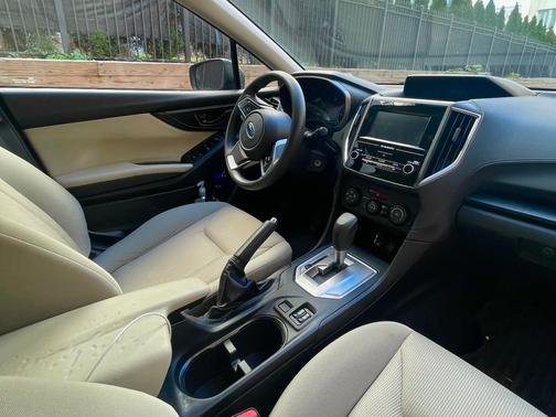 2018 Subaru Impreza 2.0i Premium