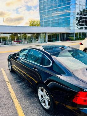 2018 Volvo S90 T5 Momentum