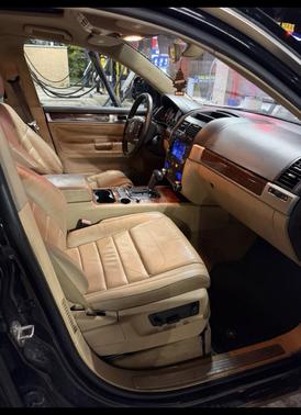 Black 2010 Volkswagen Touareg V6 TDI