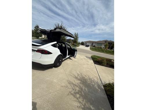 2024 Tesla Model X Long Range