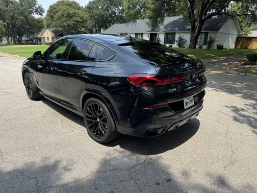 2024 BMW X6 xDrive40i