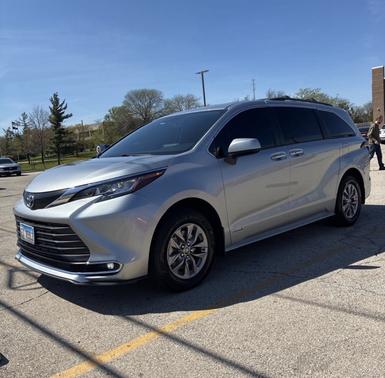 Silver 2021 Toyota Sienna XLE