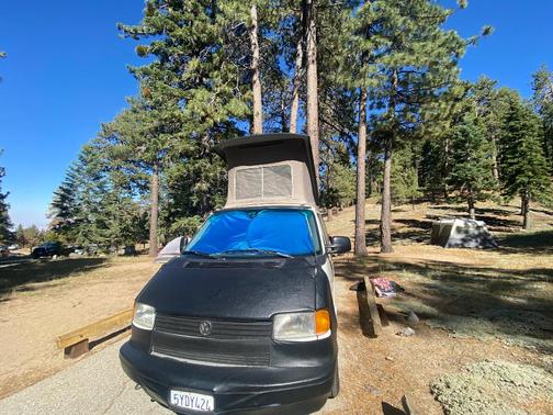 White 1993 Volkswagen Eurovan MV