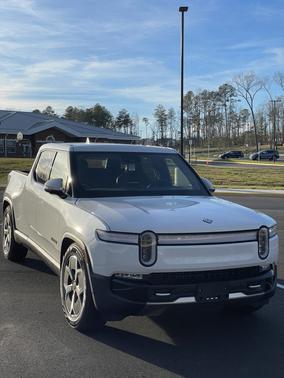 2022 Rivian R1T Adventure Package