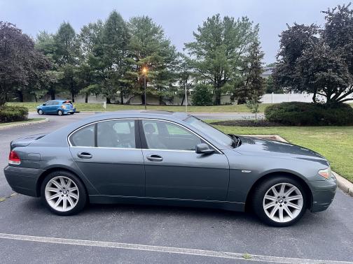 2003 BMW 745 i