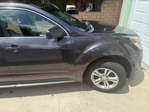 Gray 2016 Chevrolet Equinox L