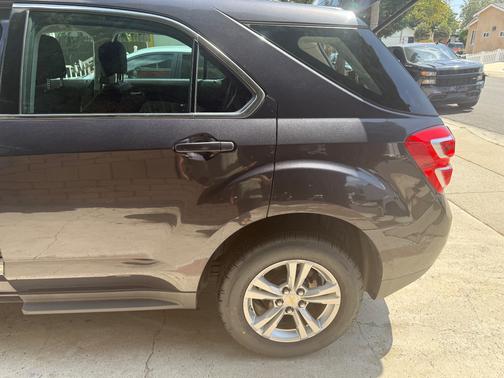 Gray 2016 Chevrolet Equinox L