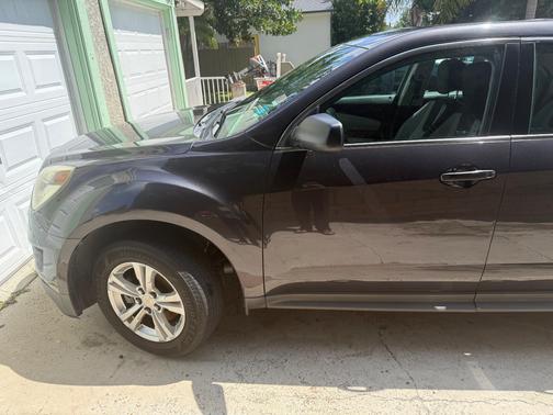 Gray 2016 Chevrolet Equinox L