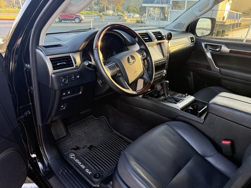 2019 Lexus GX 460 Base