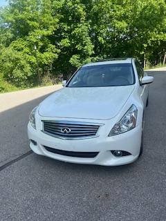 2015 INFINITI Q40 Base