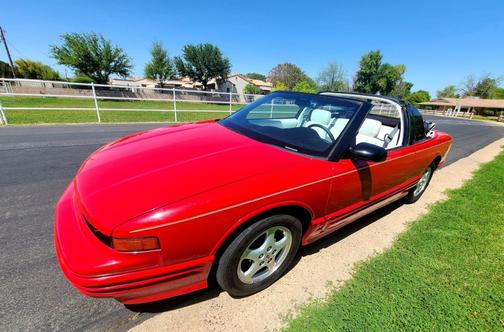 1995 Oldsmobile Cutlass Supreme Base