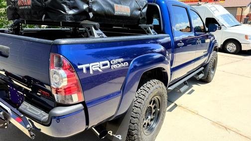 Blue 2015 Toyota Tacoma Base