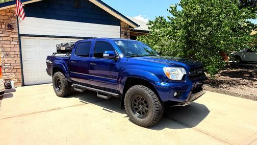 Blue 2015 Toyota Tacoma Base