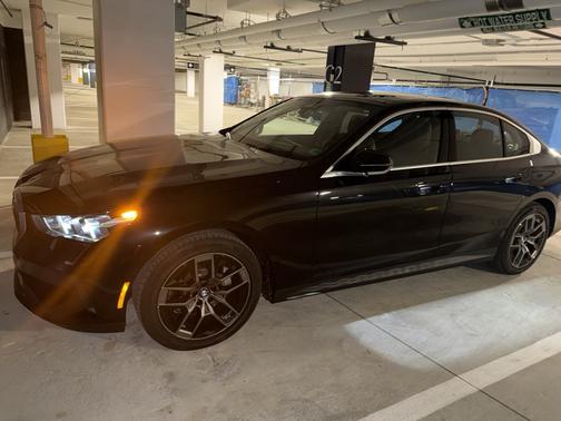 2026 BMW 530 i xDrive