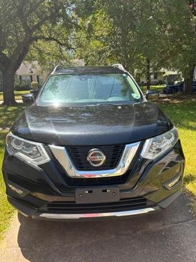 Black 2018 Nissan Rogue SL