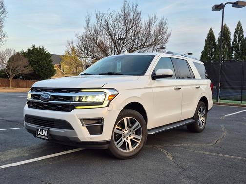 White 2022 Ford Expedition Limited