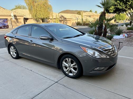 2012 Hyundai SONATA Limited