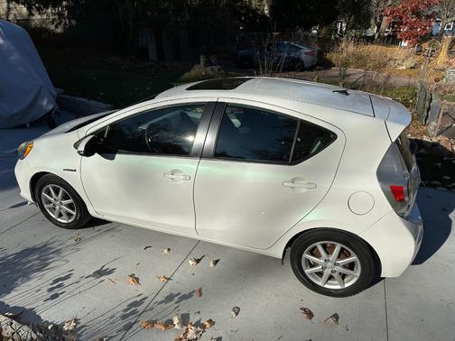 2012 Toyota Prius c Four