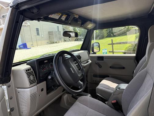 2004 Jeep Wrangler X
