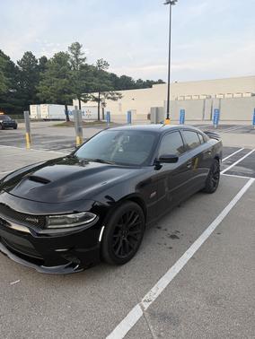 Black 2018 Dodge Charger R/T