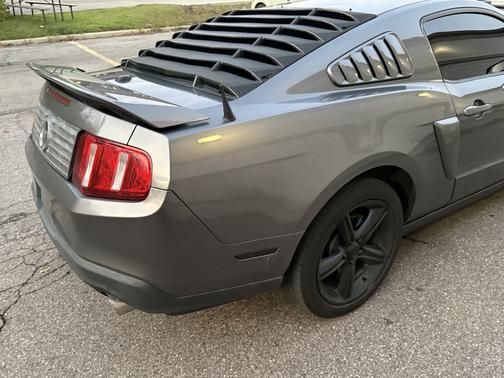 2010 Ford Mustang GT Premium