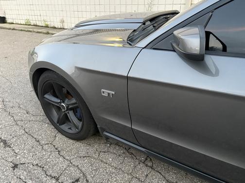 2010 Ford Mustang GT Premium