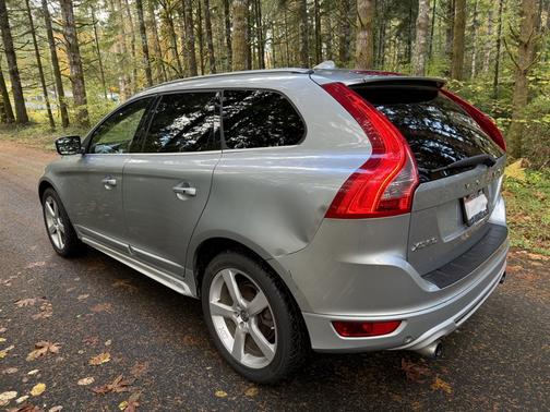 2011 Volvo XC60 T6 R-Design