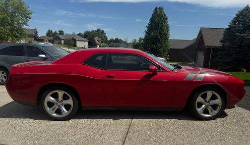 2013 Dodge Challenger SXT