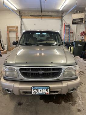 2000 Ford Explorer Eddie Bauer