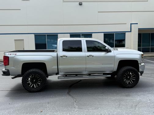 2017 Chevrolet Silverado 1500 1LZ
