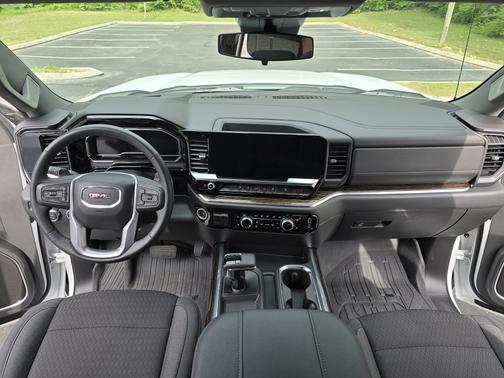 White 2023 GMC Sierra 1500 Elevation