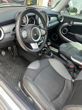 Silver 2009 MINI Cooper S Base