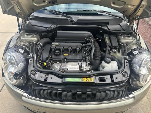 Silver 2009 MINI Cooper S Base