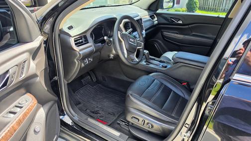 Black 2018 GMC Acadia Denali