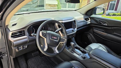 Black 2018 GMC Acadia Denali