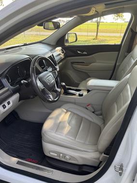 White 2019 GMC Acadia Denali