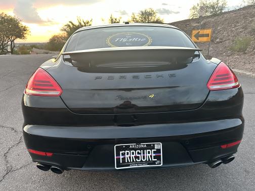 2014 Porsche Panamera 4S