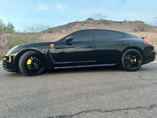 2014 Porsche Panamera 4S