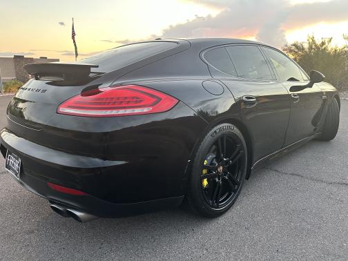 2014 Porsche Panamera 4S