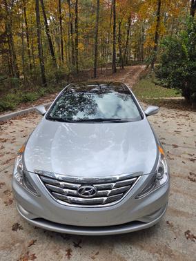 2013 Hyundai SONATA Limited