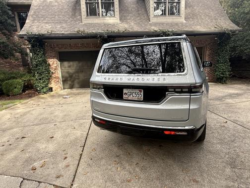 2023 Jeep Grand Wagoneer Series II