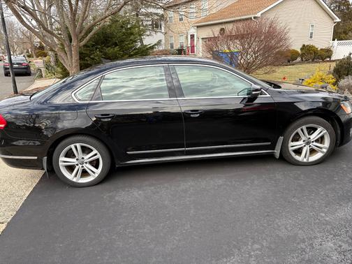 2015 Volkswagen Passat 2.0L DSG TDI SE w/Sunroof & Nav