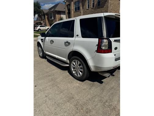 2011 Land Rover LR2 Base