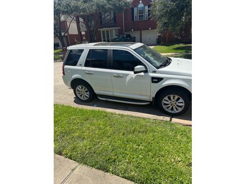 2011 Land Rover LR2 Base