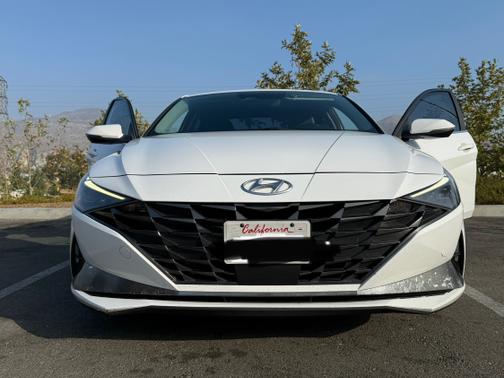 2021 Hyundai ELANTRA HEV Limited