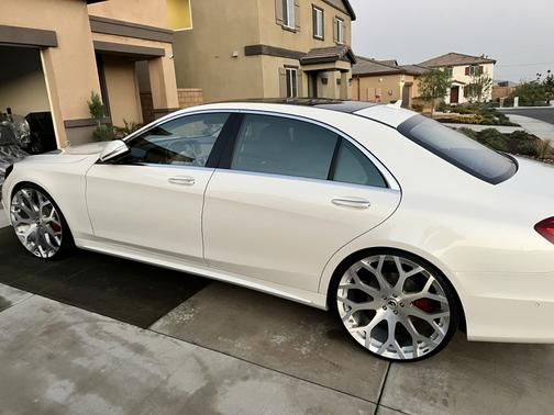 Beige 2014 Mercedes-Benz S-Class S 550