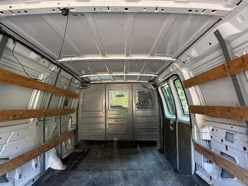 White 2012 Ford E250 Cargo