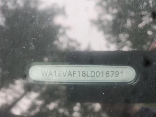 2020 Audi Q8 55 Premium Plus