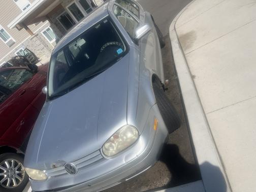 2003 Volkswagen Golf GL