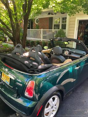 Green 2008 MINI Cooper Base